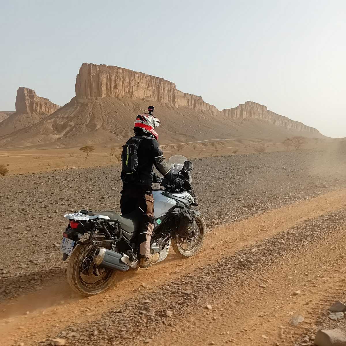 morocan-desert-bike